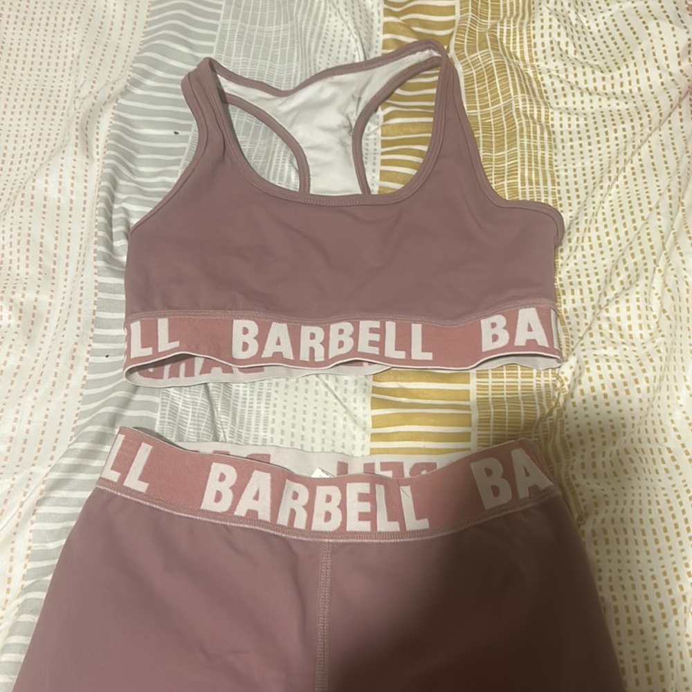 Barbell mat hung workout set